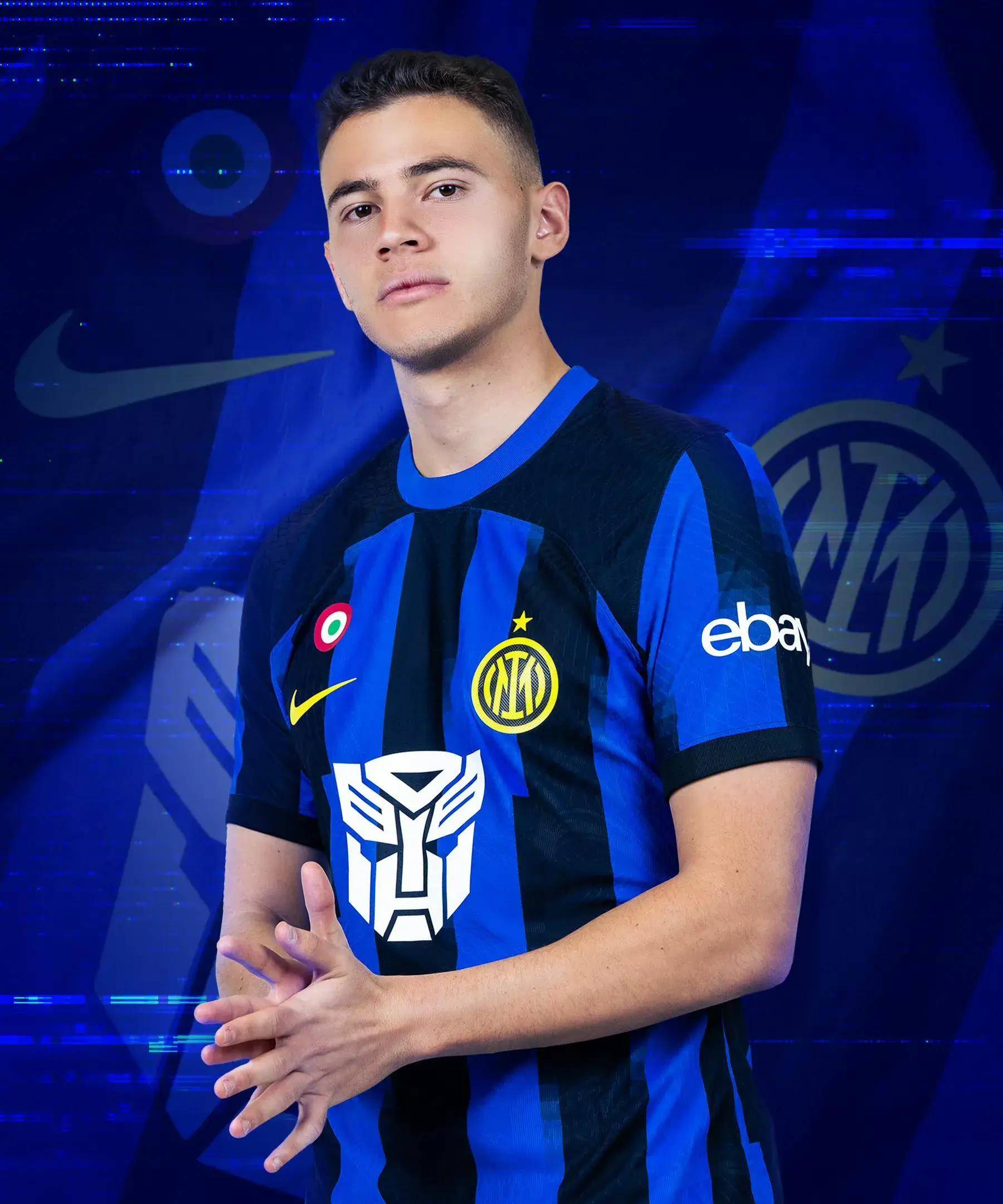 圆梦，在山顶解说解放者杯的男孩获邀与专业解说一起解说秘鲁甲