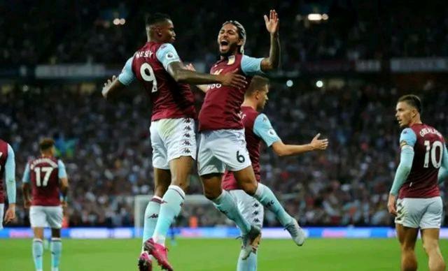 澎湃：泰州开建“苏超”冠军奖杯打卡点，预计12月上旬亮相