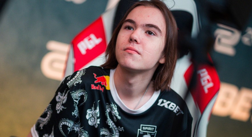 G2发文自称是卡合同的合同监狱