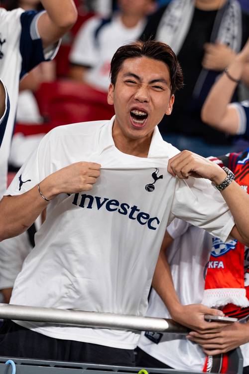 官方：邵佳一出任中国国家男子足球队新任主教练（中国男足官宣：邵佳一出任新主教练）